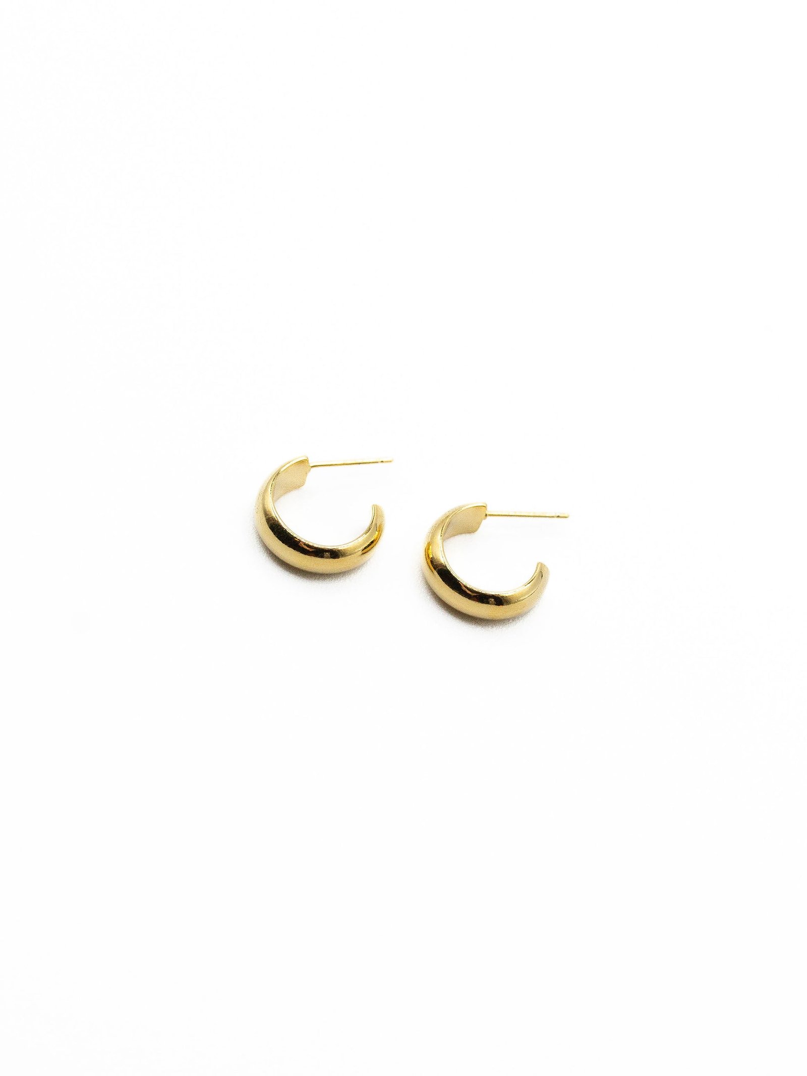 LA 18K EC Gold Glossy Mirror Small Dome Wide Hoop Earrings